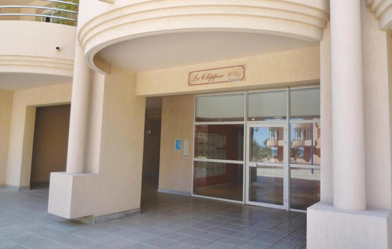 3 Bedroom Nice Apartment In Canet En Roussillon Экстерьер фото